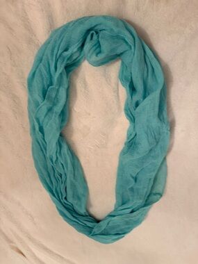 Aqua Women's Infinity Scarf